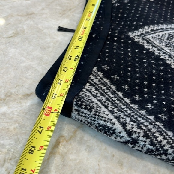 NEW Etcetera | Center Pleated Wool Scandi Skirt | Black and White | Size 6 - Picture 3 of 9